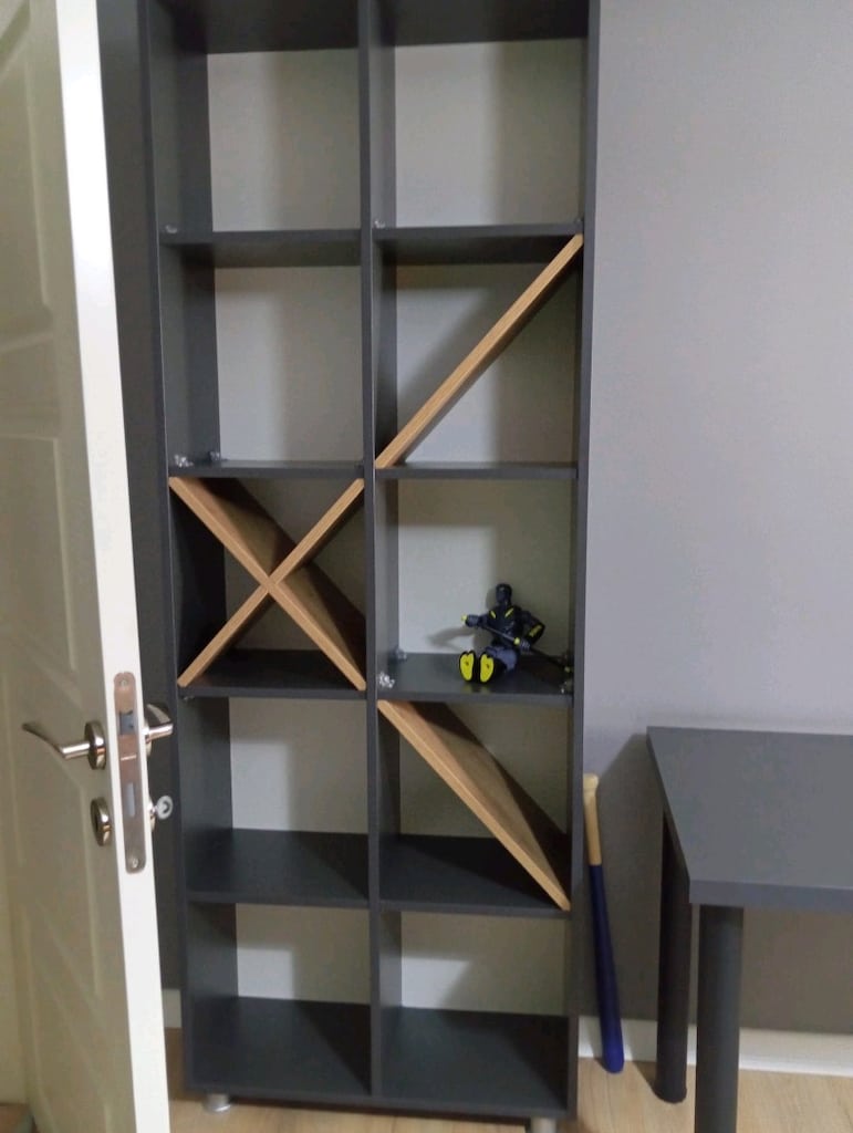 Bilgisayar Masası. Kitaplık. TAKIM - 4