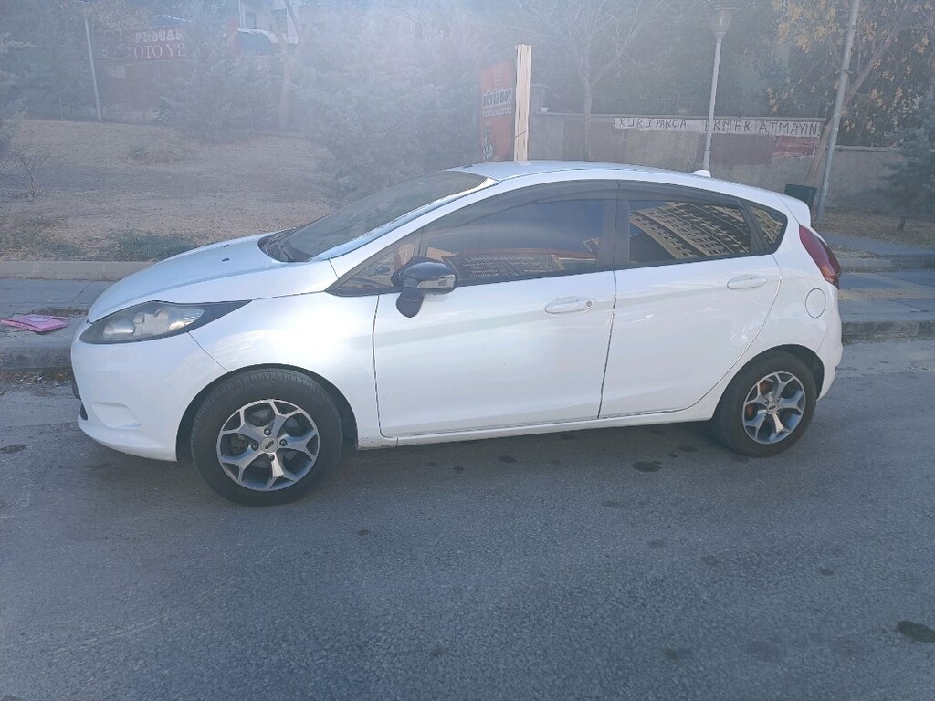 acil satılık Ford fiesta - 5