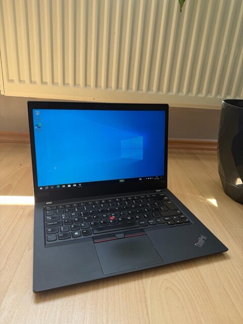 Lenovo ThinkPad T490 i5-8.Nesil 8GB 256SSD 14Ofis Laptop