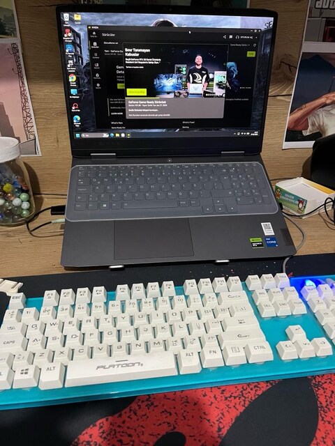 Lenovo LOQ