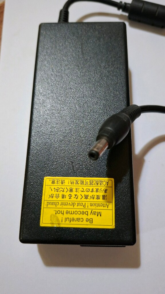 Orjinal Toshiba 19v - 6.32a Notebook Adaptör - 4