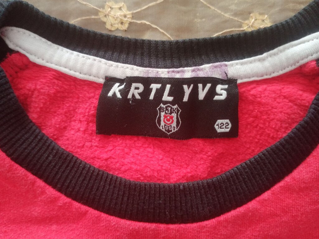 BJK Kartal Yuvası 5 - 6 yaş çocuk çok temiz bluz - 3