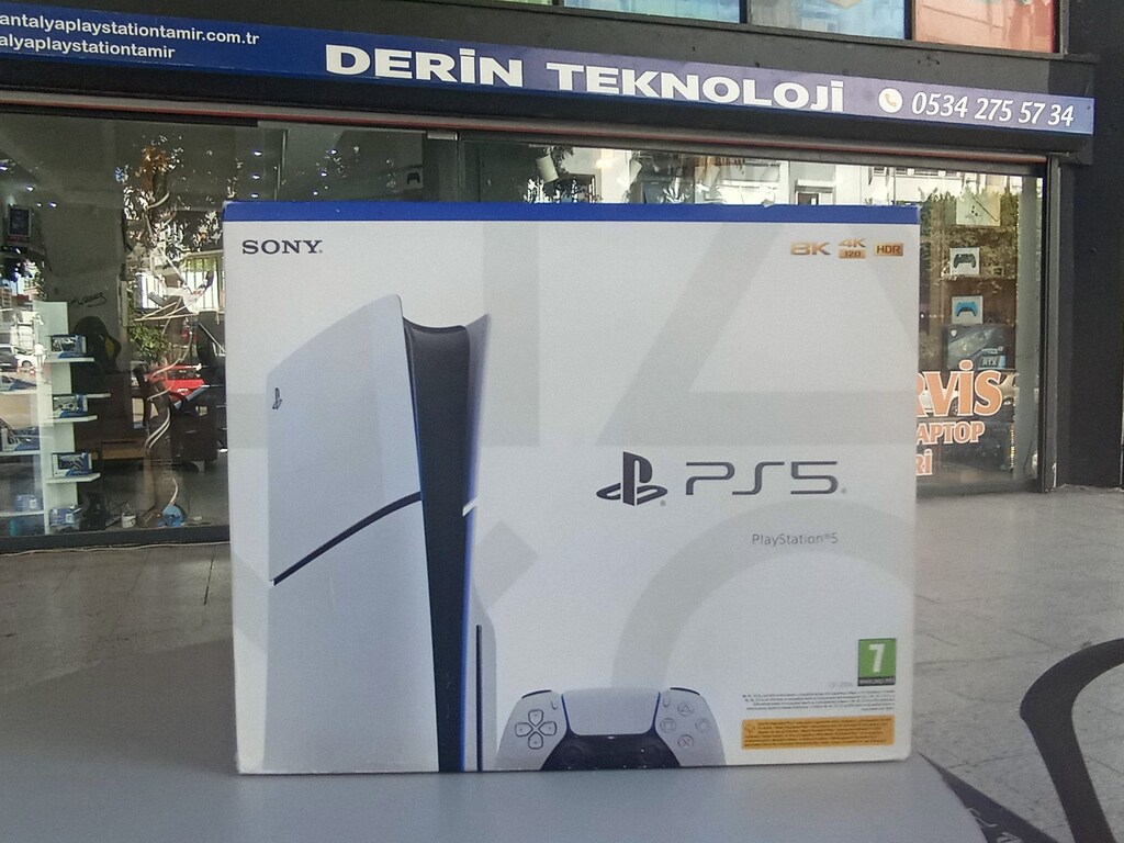 SIFIR KAPALI KUTU 24 AY GERÇEK GARANTİLİ SON SERİ PS5 SLİM CD.Lİ SERİ - 3
