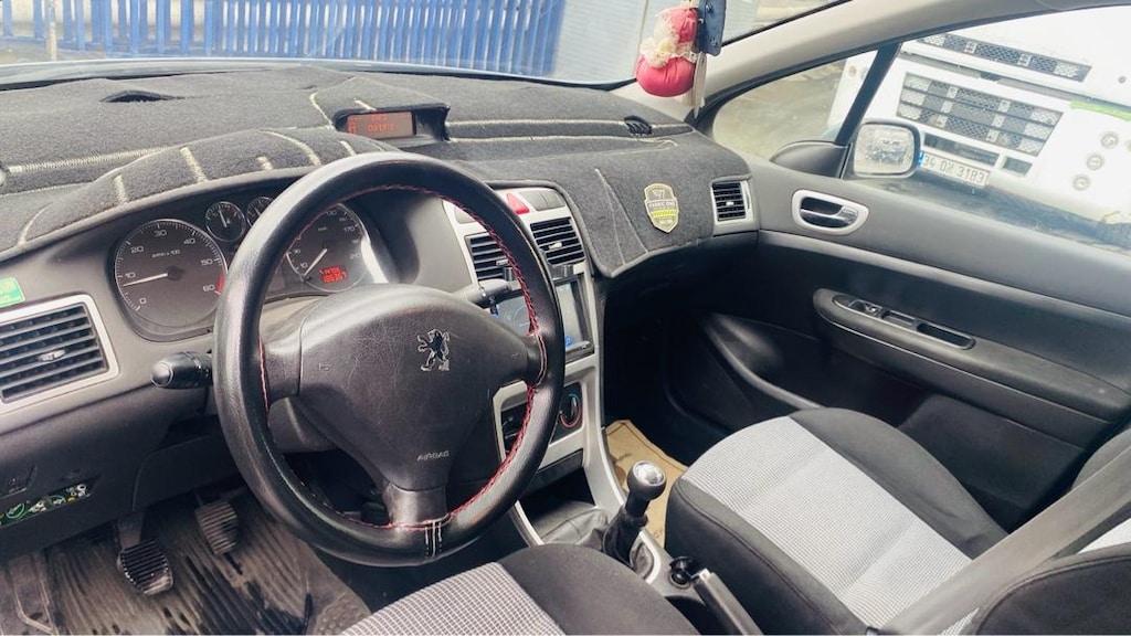 Peugeot 307 1.6 HDI 90 HP dizel manuel, makyajlı kasa - 12