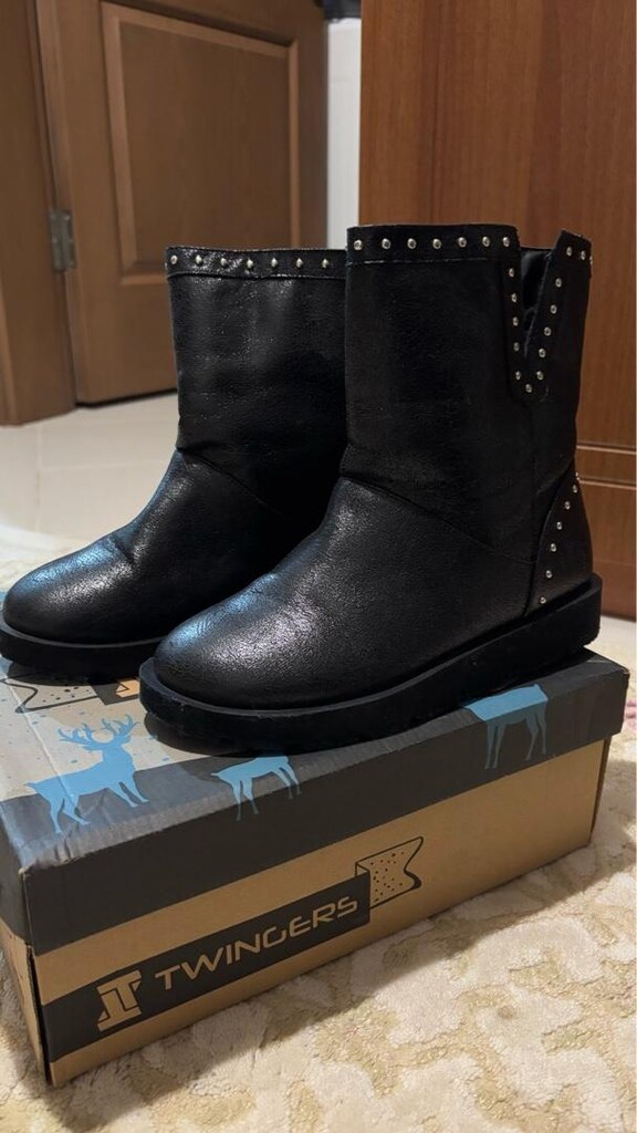 deichmann alınma bot 36 numara 2 kez ancak giyilmiştir.