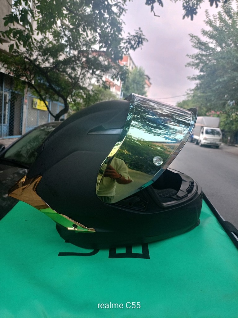 ACİL SATILIK KASK TEMİZ KULLANILMİS - 3