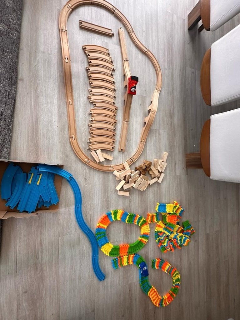 IKEA Ahşap Tren yolu+Thomas tren. Açıklamayı okuyun.Toplu indirimli - 15