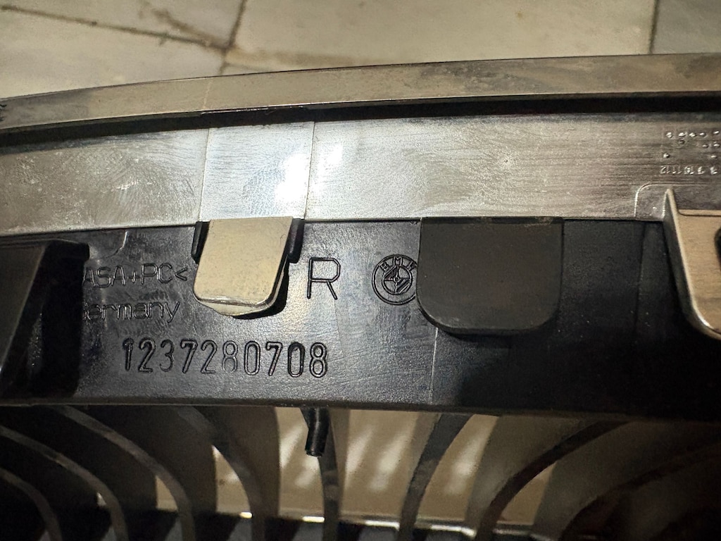 bmw e90 sağ ön panjur böbrek orjinal 224059-10 - 8