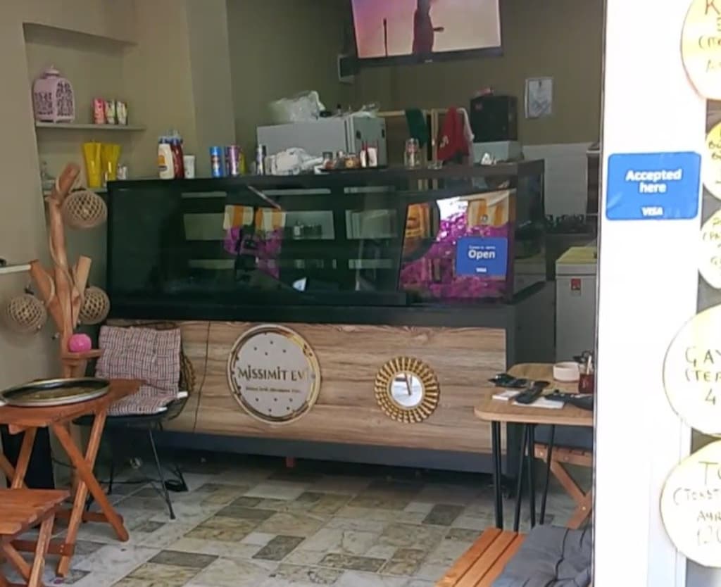 ışıklı,ısıtmalı poğaça börek simit sunum tezgahı