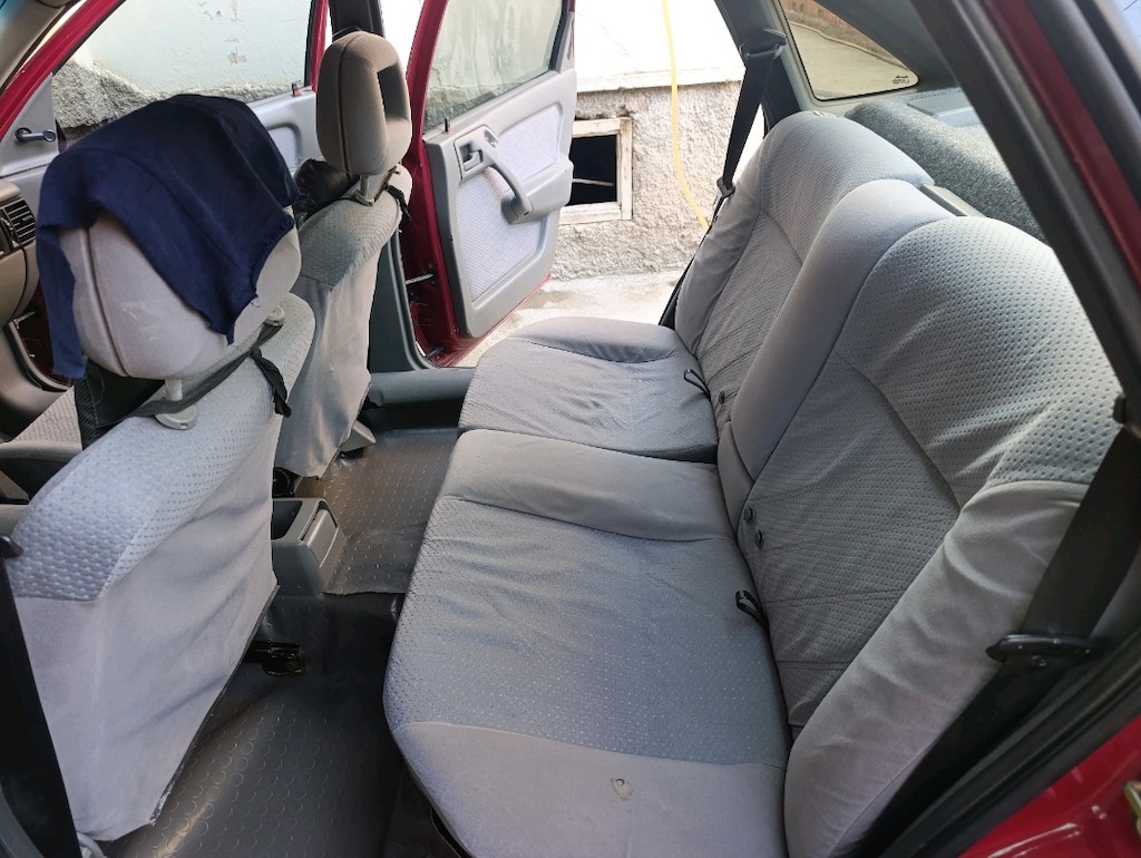 93 model Opel VectraGL A kasa 2000 - 2