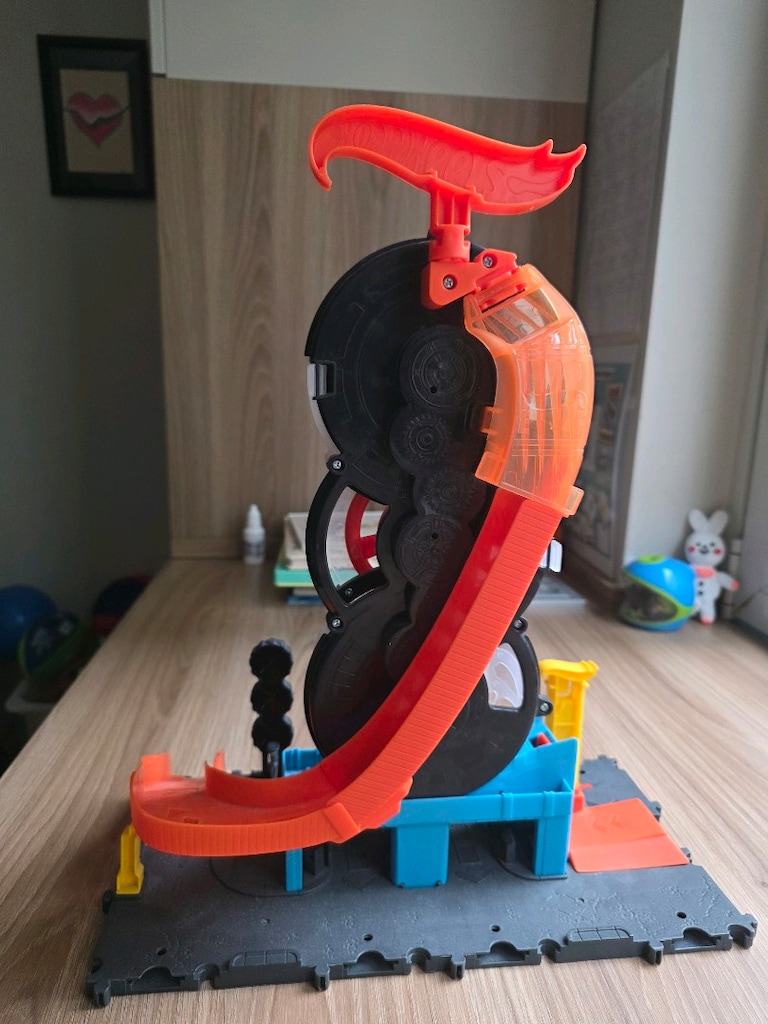 HOTWHEELS GARAJ - 4