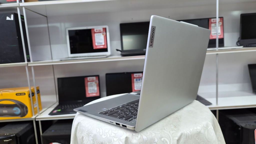 ABT BİLİŞİM–Lenovo Slim 5 Snapdragon X Plus 32 GB 1 Tb M.2 14 İnç - 7