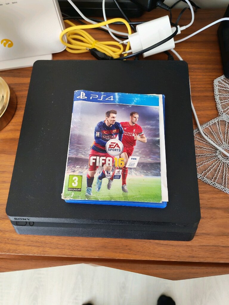 Ps4 slim 1tb - 3