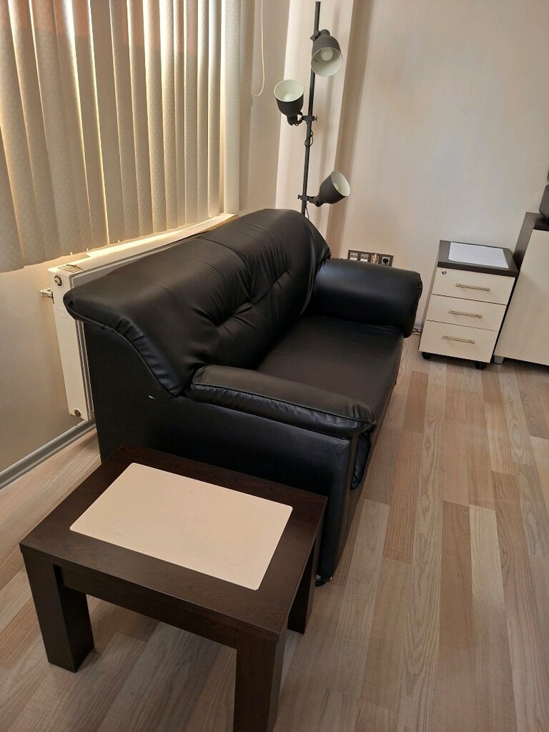 Ofis malzemesi - Masa, Kitaplık, koltuk vb.. - 2