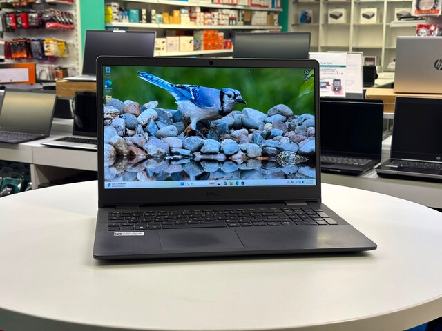 Dell Vostro 3500 İ5 11.Gen 16Gb Ram 512Gb M2 Ssd 15.6" Laptop