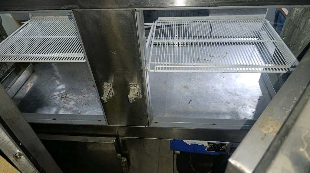 Ahsen Sanayi Tipi Bombeli Camlı Şarküteri & Meze Teşhir Buzdolabı Depo - 7