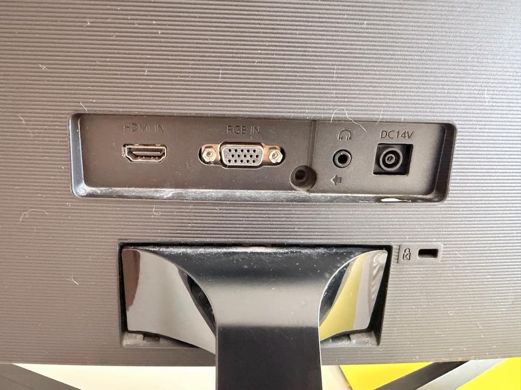samsung 27 inç oyuncu monitörü - 3