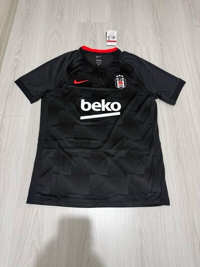 Beşiktaş forma