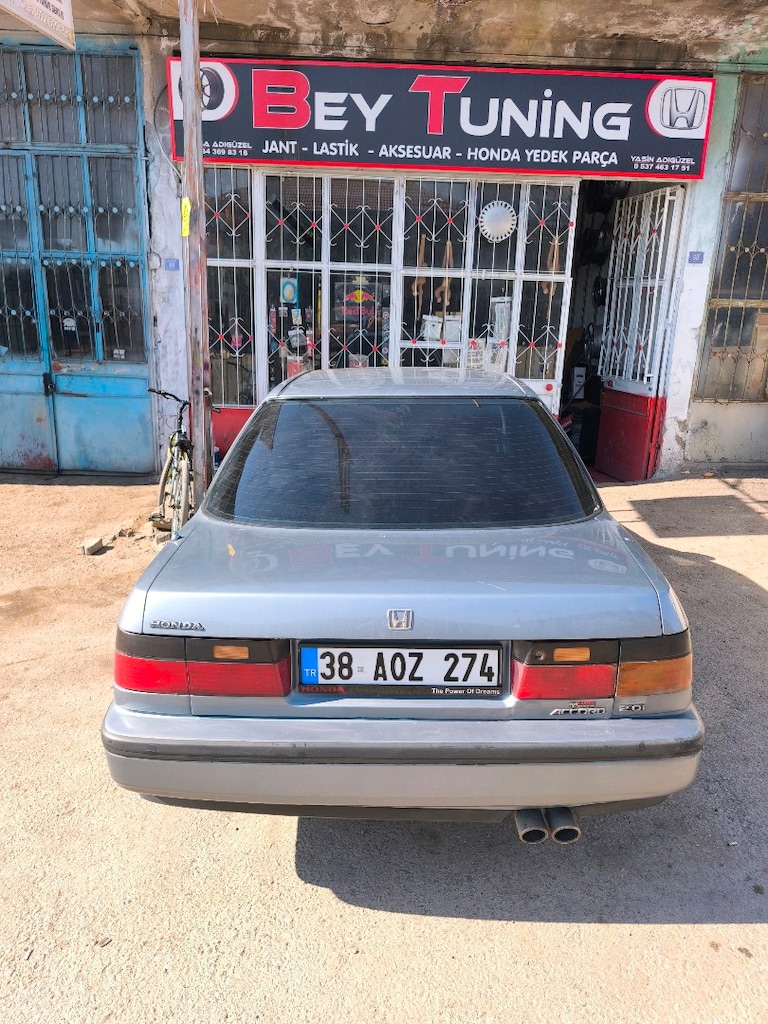 Honda Accord - 4