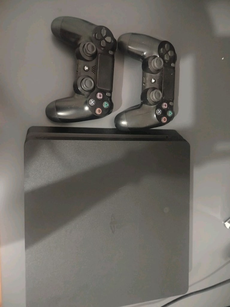 PS4 Temiz Az kullanılmış - 2
