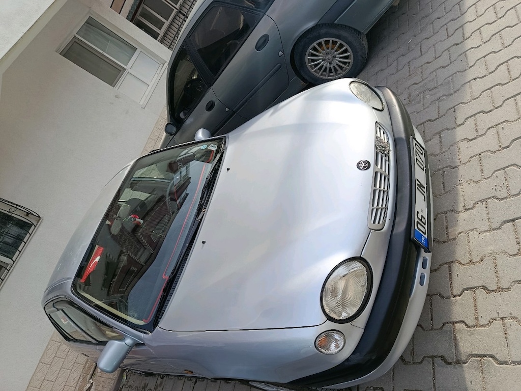 2000 model Toyota Corolla 1.3 Eco Paker - 8
