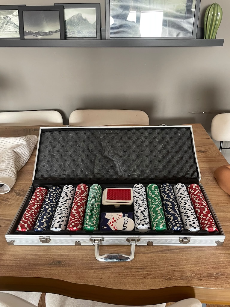 Profesyonel Poker Seti - 500 çipli vee metal çantalı - 2