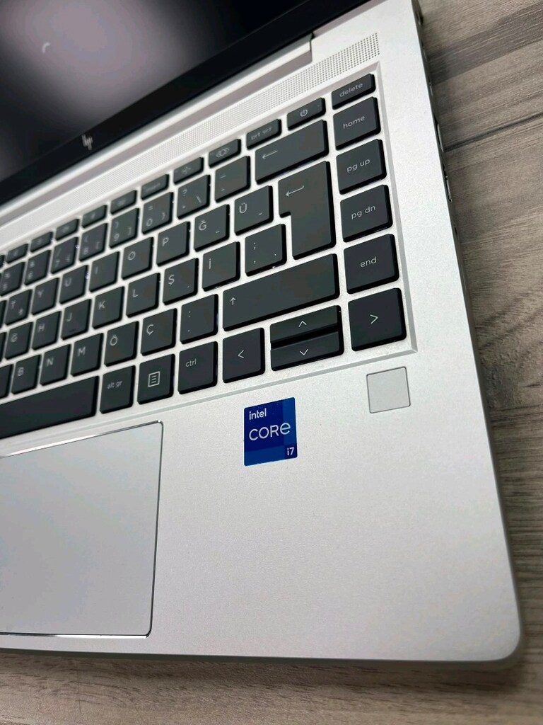 TEMİZ SORUNSUZ DOKUNMATİK EKRAN HP NOTEBOOK - 3