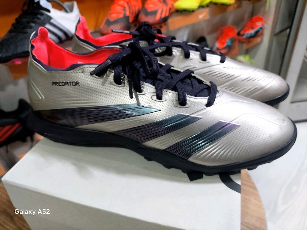 Orjinal Adidas 42 numara PREDATÖR Halı Saha ayakkabısı İKİNCİ EL.. - 13
