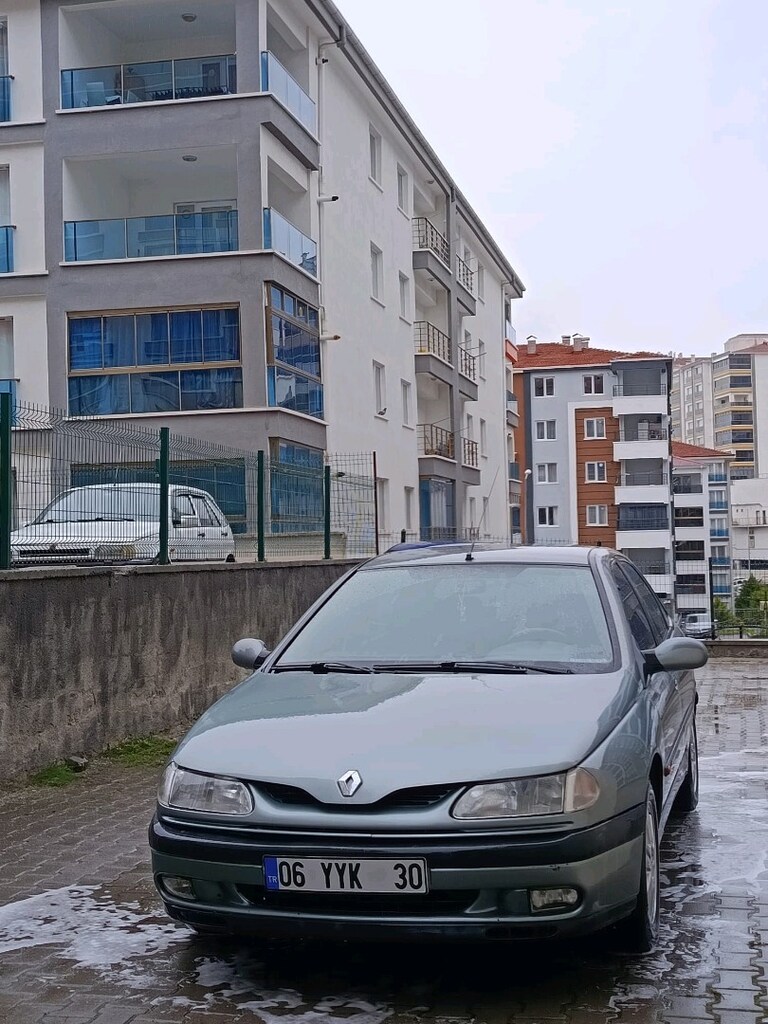 97 model laguna1 - 16