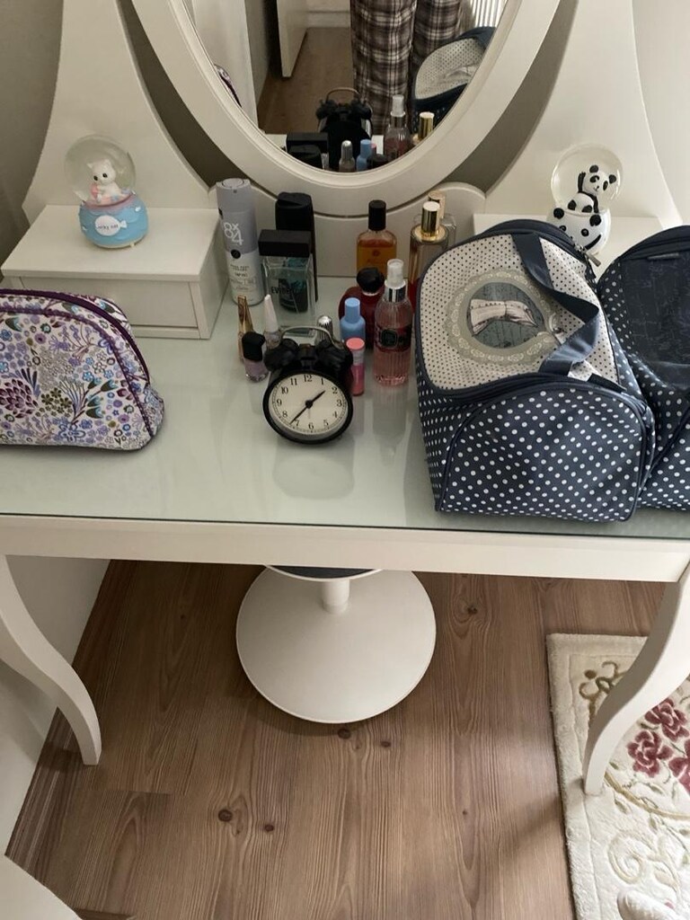 ıkea sıfır aynalı konsol - 2