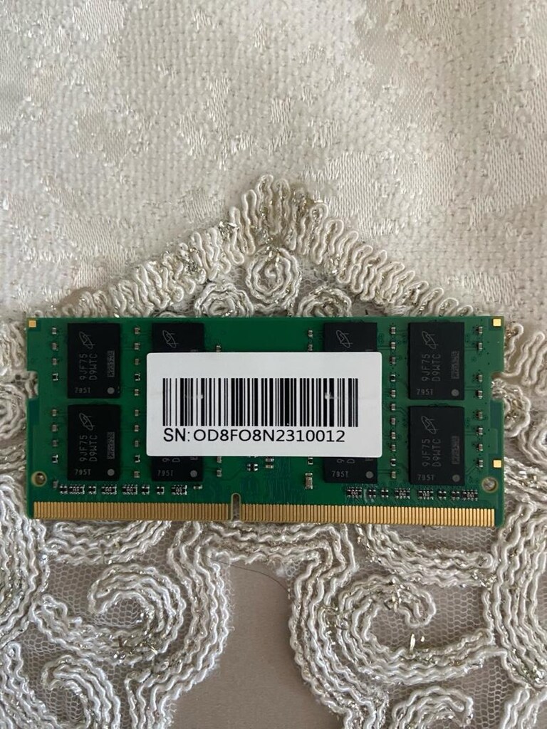Crucial 8GB DDR4 Laptop RAM - 3