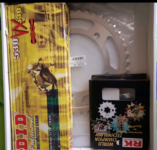 suzuki gsxr 1000 zincir dişli seti 2001-2010 yıları arası hepsine olur