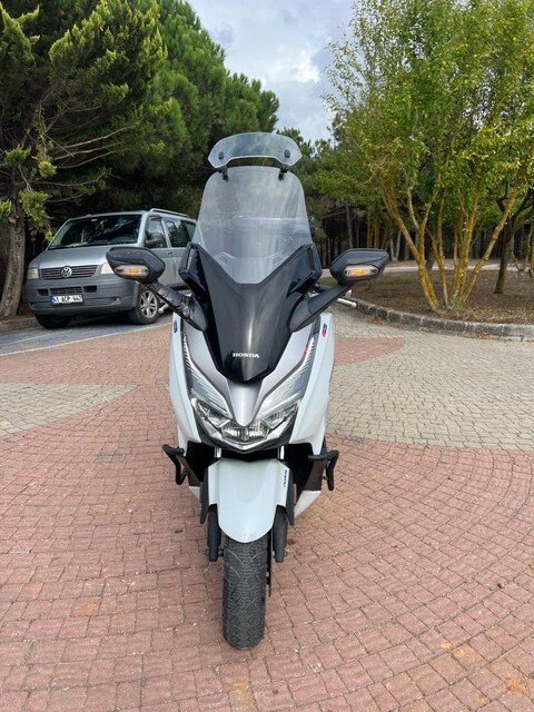 HONDA FORZA 250
