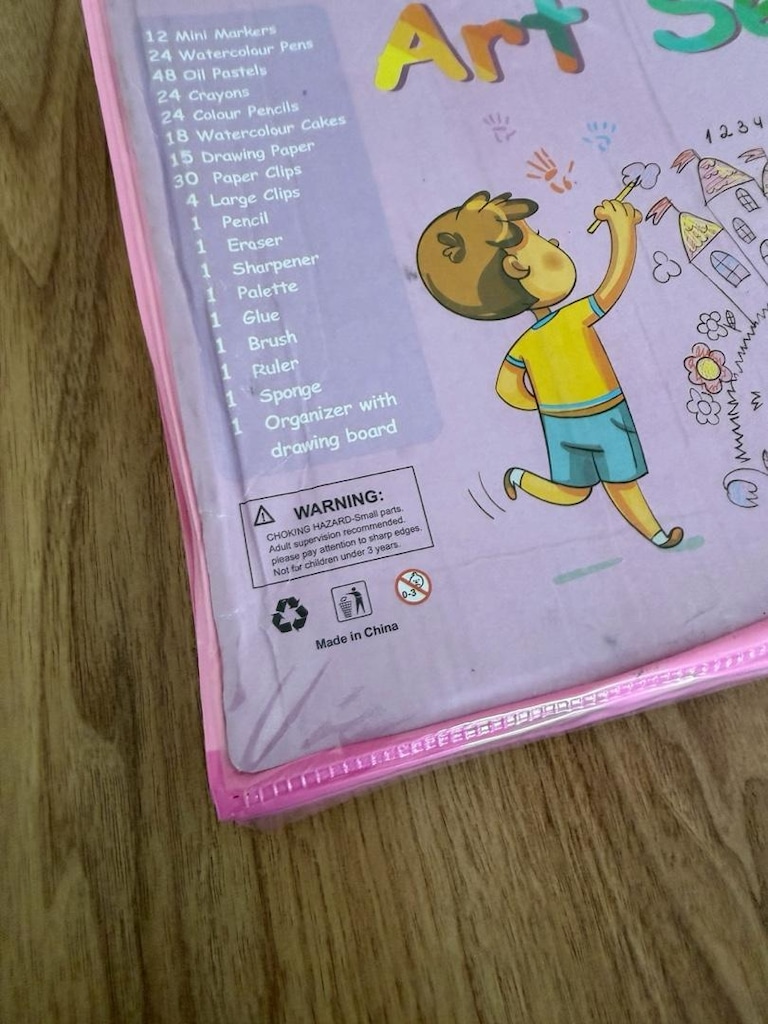 Pembe Katlanır Çizim Seti Renkli Kalemler ve Easelle - 11