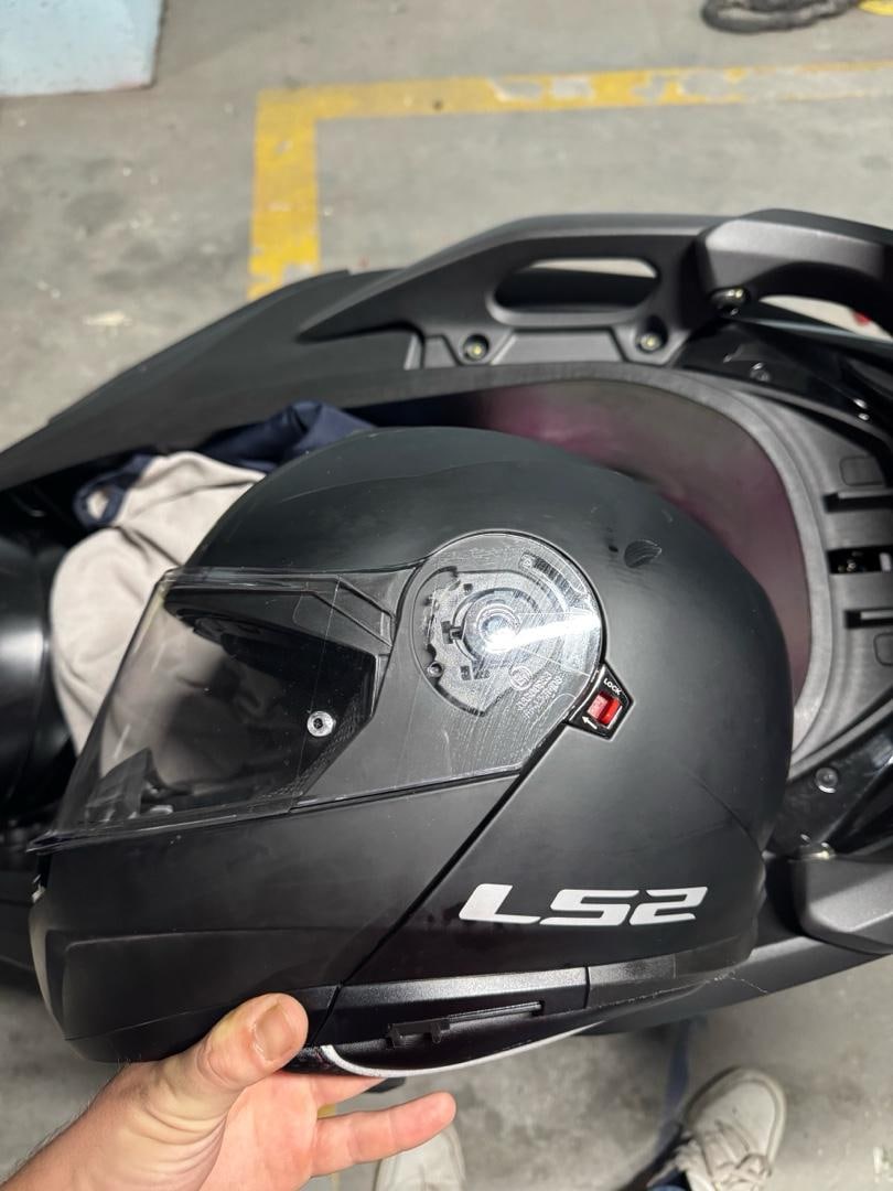 LS2 STROBE ÇENE AÇILIR KASK