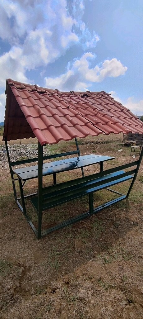 Piknik masası polikarbon yalıtımlı çatılı metal 8 kişilik - 3