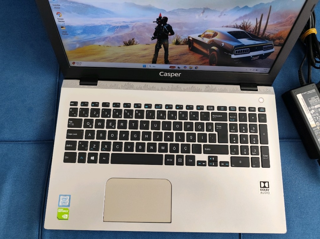 İ7 8.Nesil - 16 GB RAM - 2 GB Nvidia Ekran Kartlı - 240 GB SSD - 5