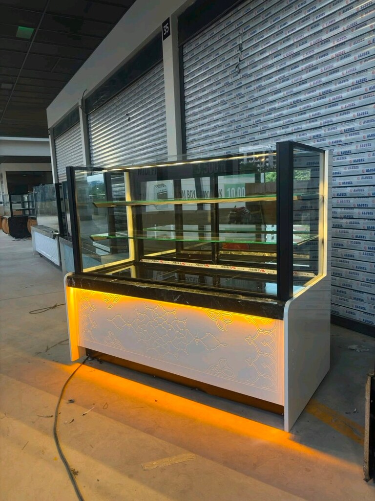 pasta tatlı teşhir dolapları 150 ve 200 cm lik sıfır ayarında - 3