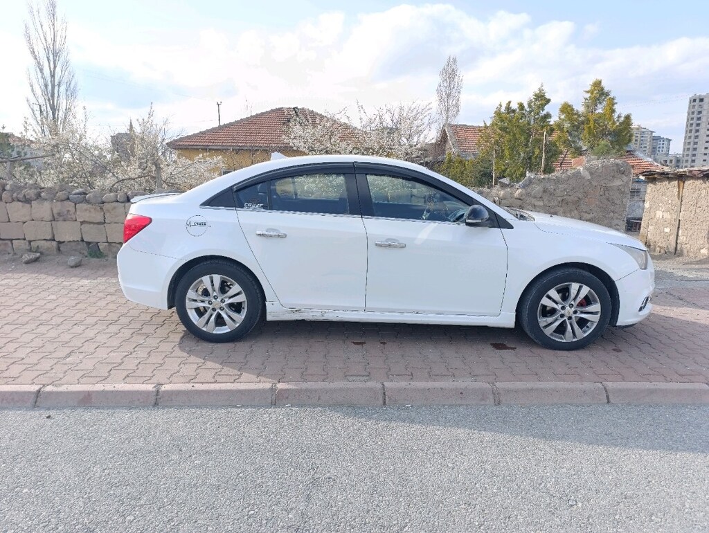 Chevrolet Cruze 1.6 Sport 2013 - 3