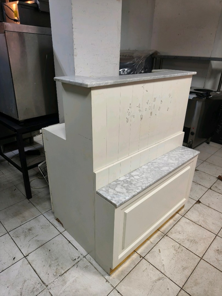 banko müşteri karşılama kasası tezgahı - 7
