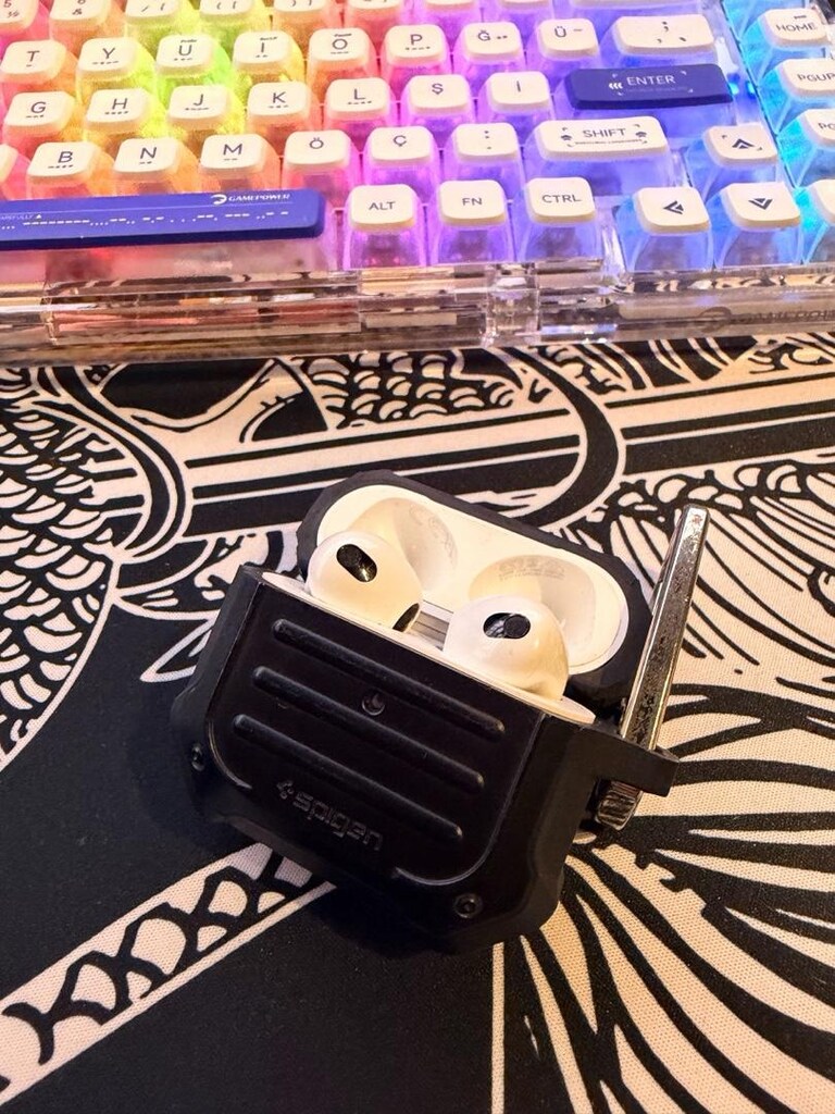 AİRPODS 3.NESİL MAGSAFE WİRELESS ŞARJ MODELİ