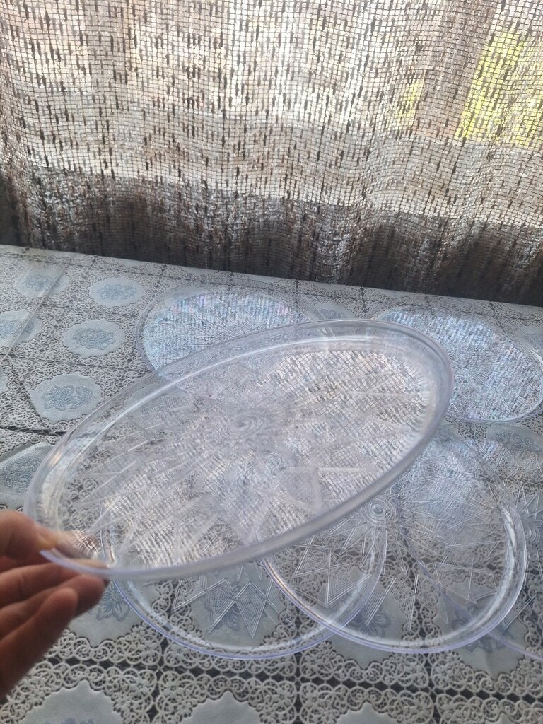 servis tepsisi cam değildir 6 tane - 7