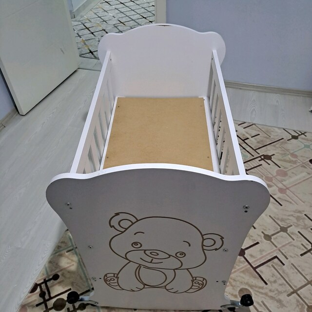 sağlanabilir bebek yatak
