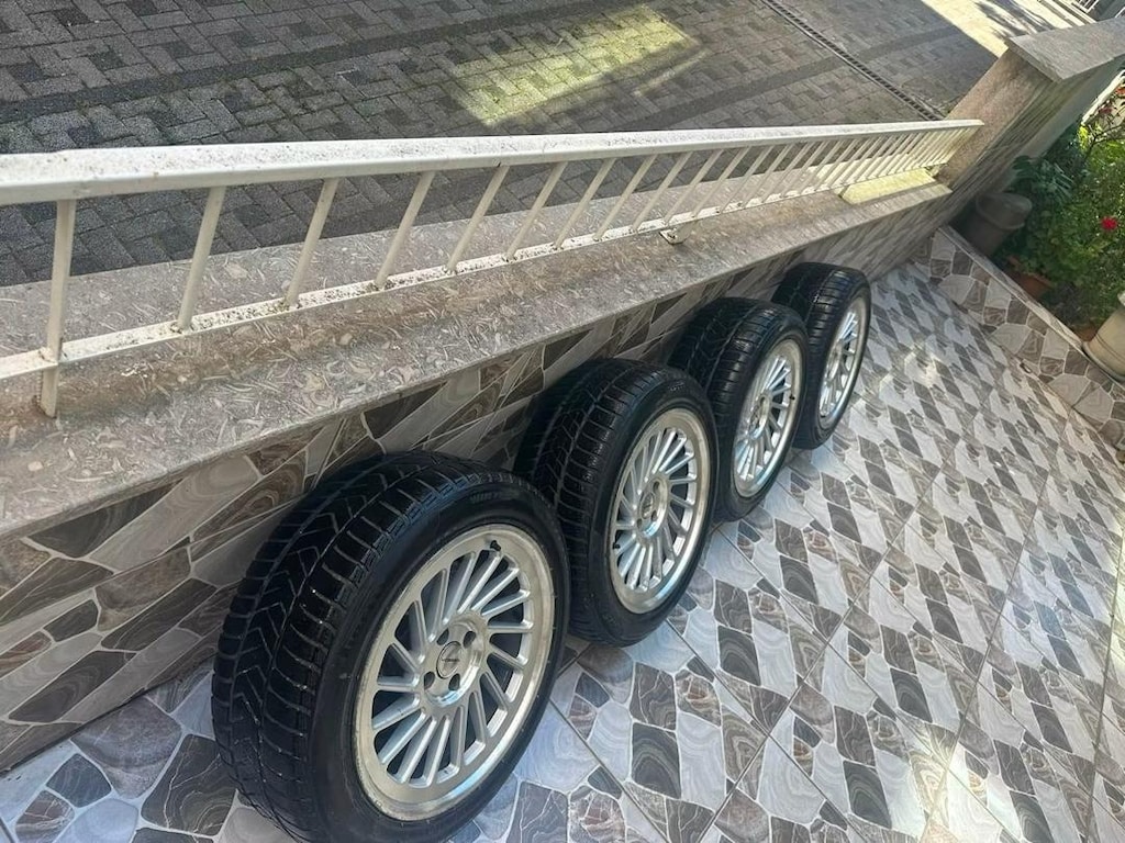VOSSEN JANT LASTİK TAKIMI PRELLİ 215 55 17 BIJON ARALIK 4X100 - 3