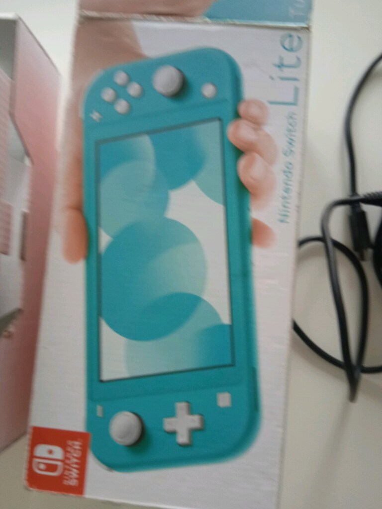 Nintendo lite kutusu ve şarj aletiyle temiz - 5