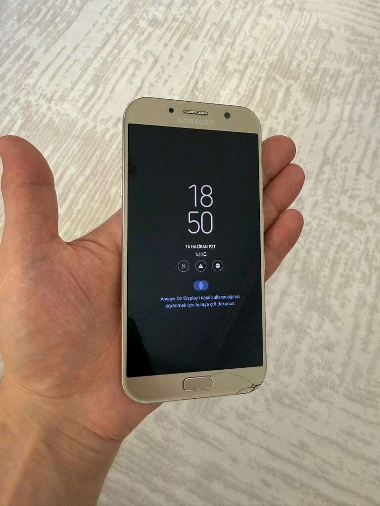 Samsung Galaxy A7 2017 - 7