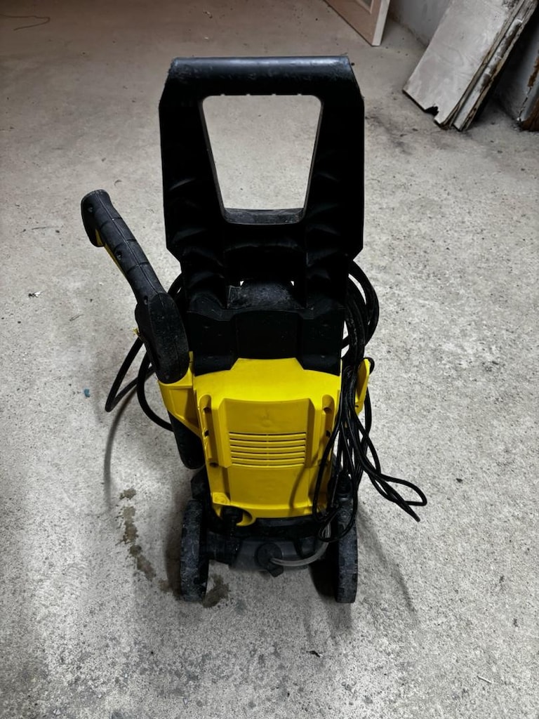 KARCHER K3 BASINCLI YIKAMA MAKİNESİ - 2