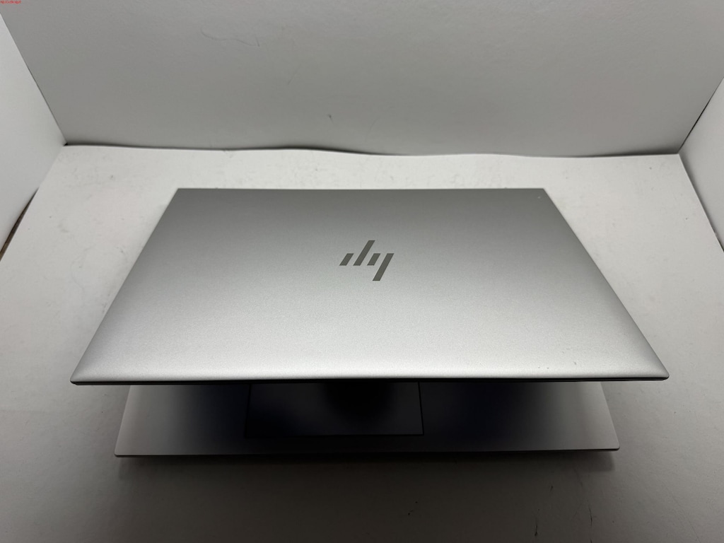 HP ELİTBOOK İ5 13. NESİL 16 GB RAM 256 NVME - 8