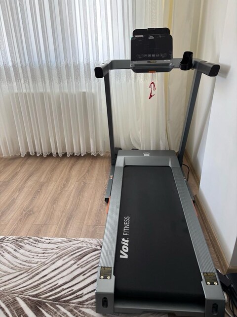Sıfır ayarında Voit Astra Deluxe 2.5 hp koşu bandı