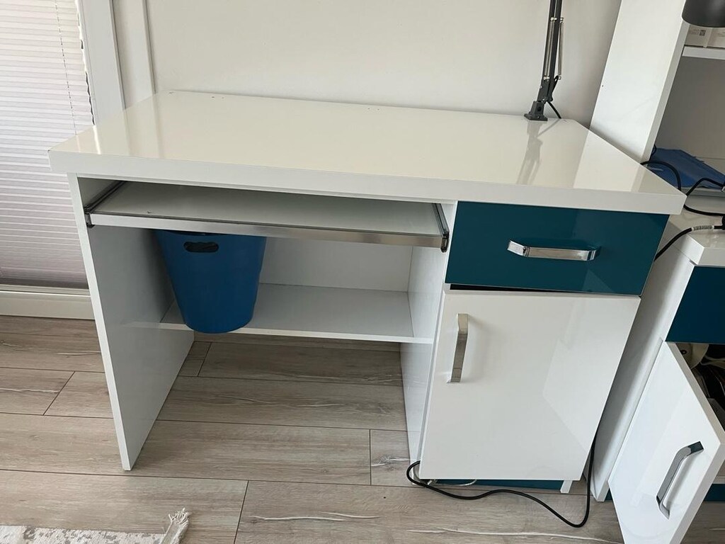 3 KAPAKLI GARDIROP ,ÇALIŞMA MASASI, KİTAPLIK - 2